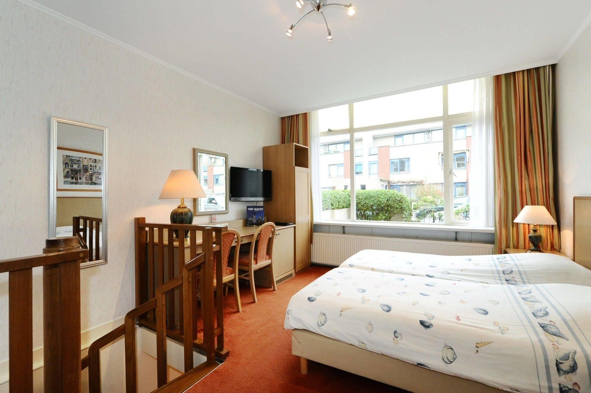 Hotel Bor Scheveningen Den Haag Bagian luar foto